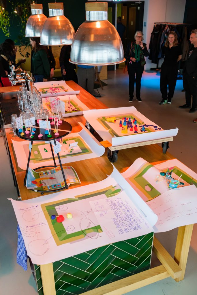 Applied Design Research in Living Labs and other Experimental Learning and Innovation Environments